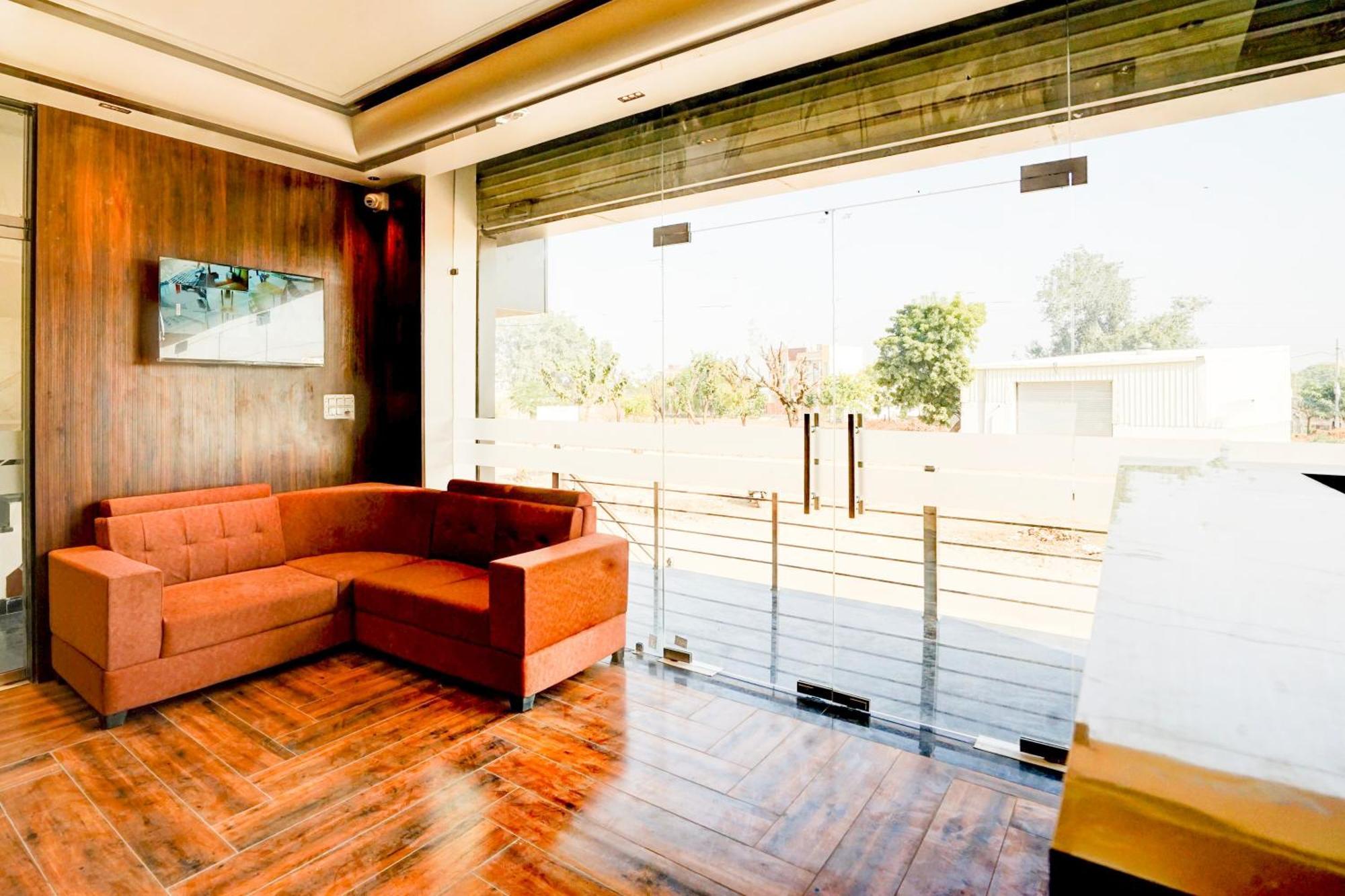 Hotel Collection O Golden Sapphire à Jaipur Extérieur photo